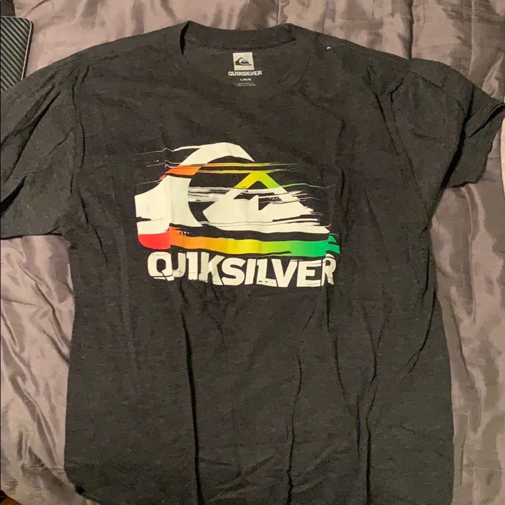 Quicksilver T-shirt
